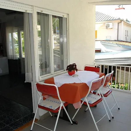 Rato Apartman *